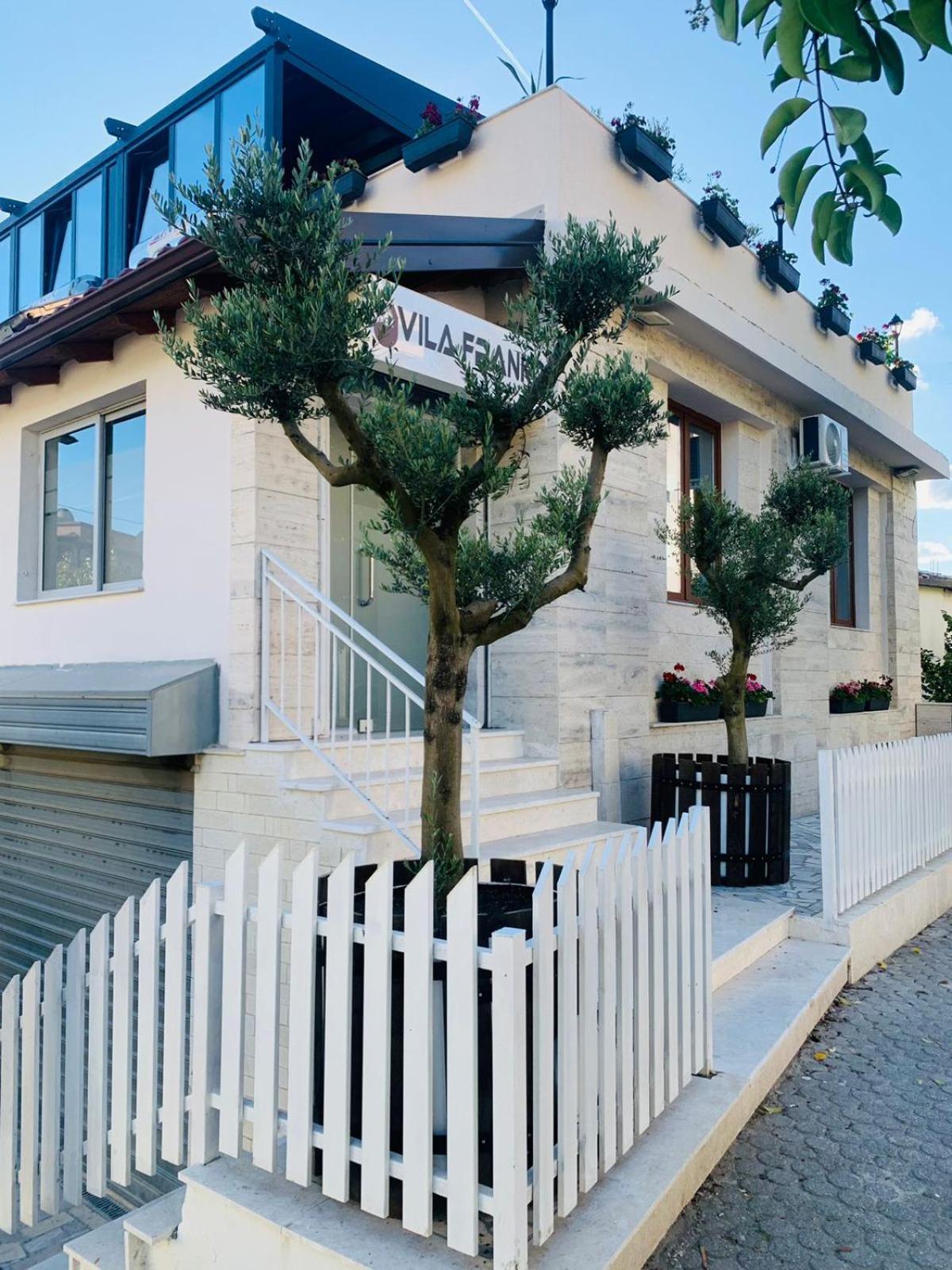 Vila Franko Berat Zewnętrze zdjęcie